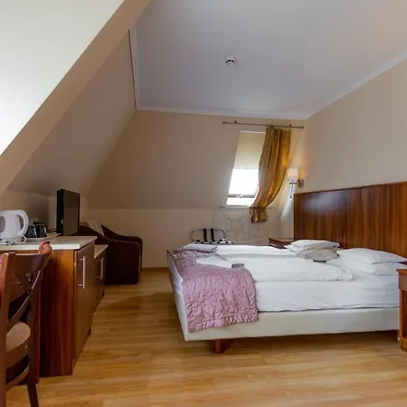 Petreny Borpanzio 4* Egerszalók