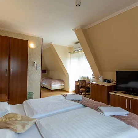 Bed and Breakfast Petreny Borpanzio