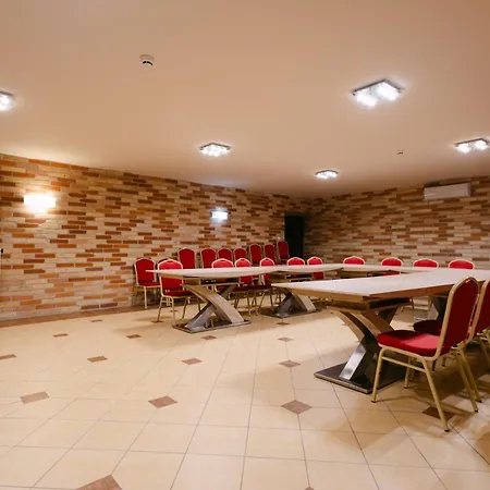 Petrény Borpanzió Panzió Egerszalók