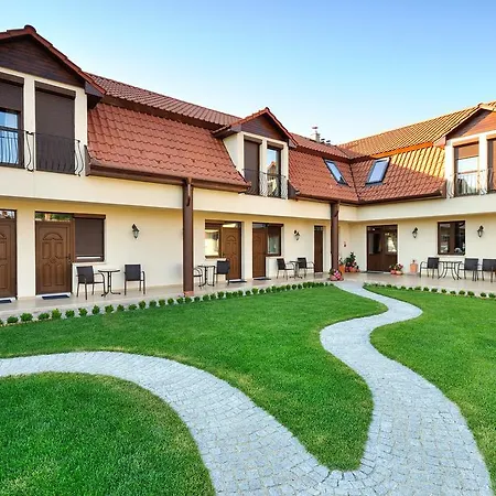 Petreny Borpanzio 4* Egerszalók